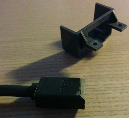 06Ggf HDMI Kabel anpassen